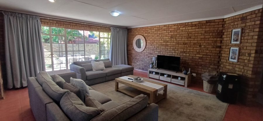 To Let 3 Bedroom Property for Rent in La Provance Free State